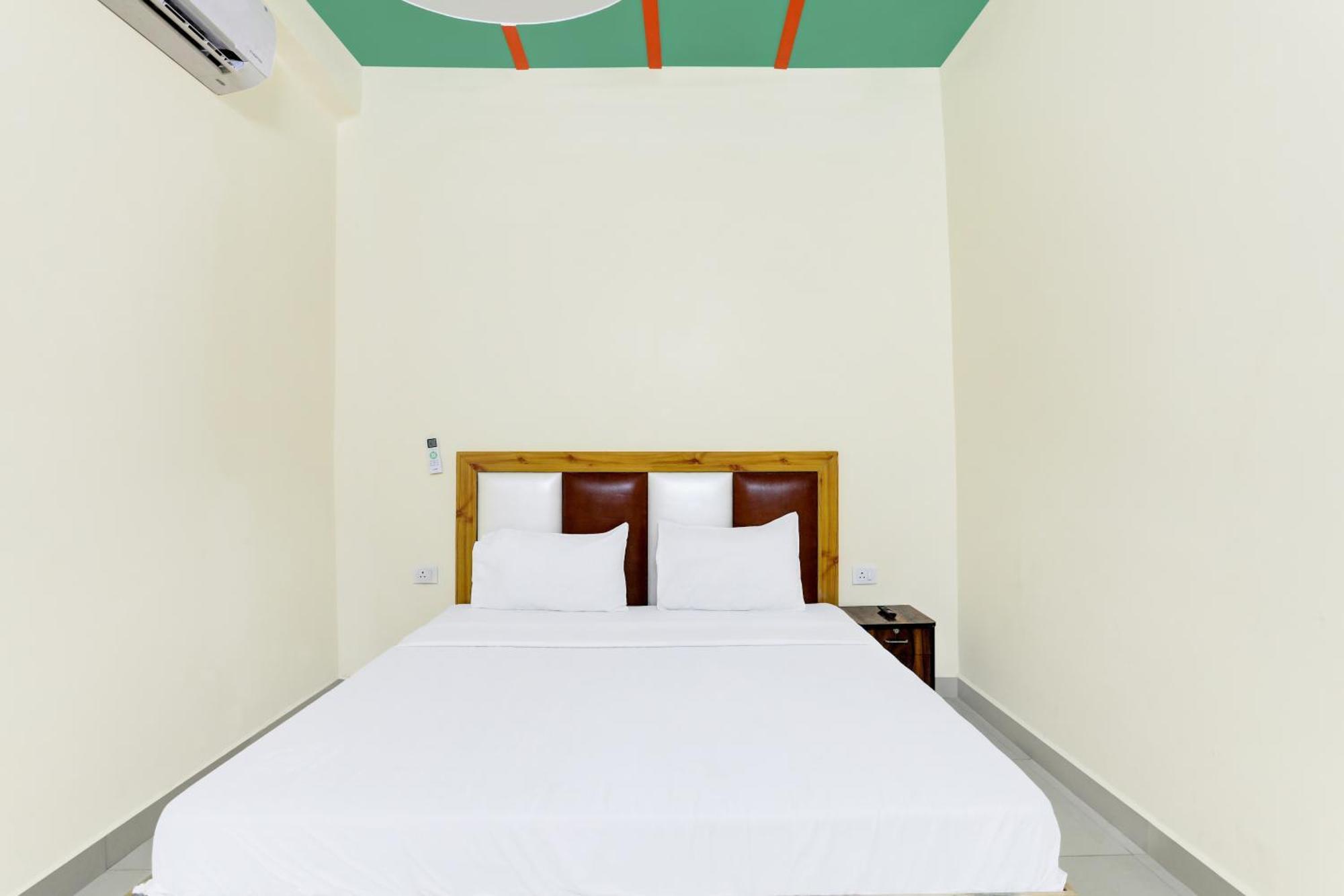 Hotel O Blu Moon กาเซียบัด ภายนอก รูปภาพ